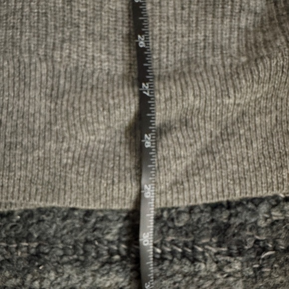 Alex Mill Jordan Sweater in Lightweight Cashmere - Picture 6 of 9